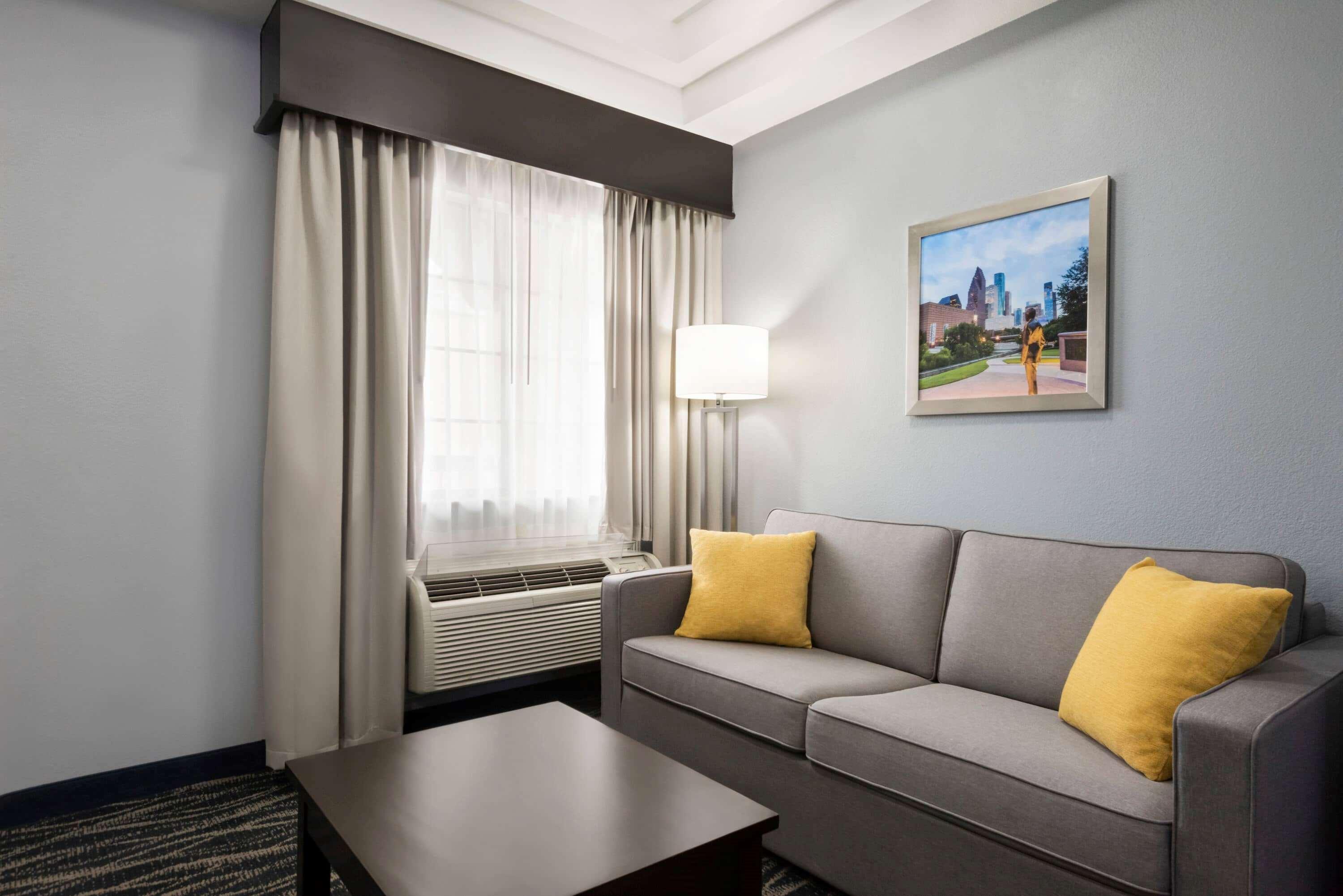 Days Inn & Suites By Wyndham Houston Hobby Airport Εξωτερικό φωτογραφία