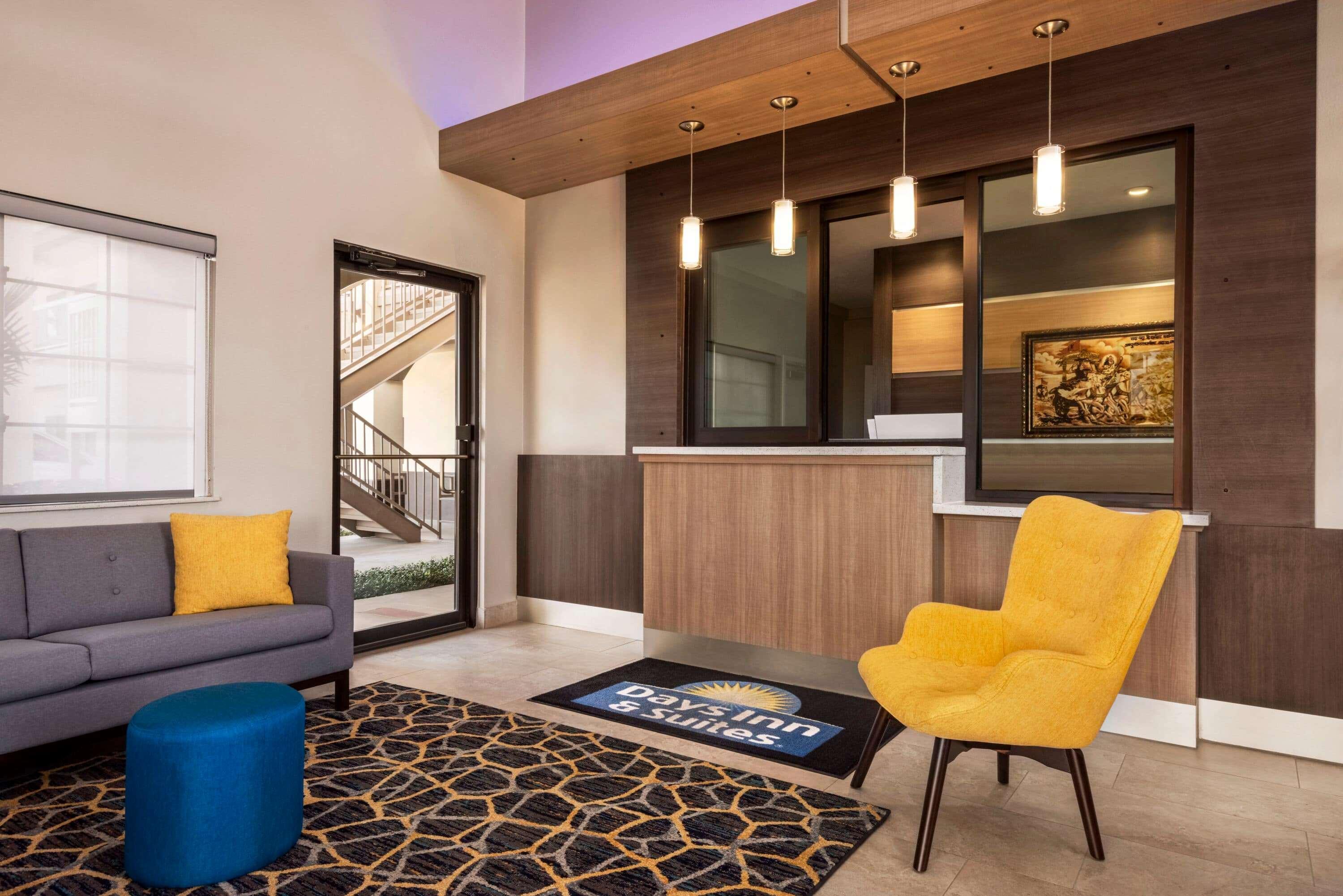 Days Inn & Suites By Wyndham Houston Hobby Airport Εξωτερικό φωτογραφία